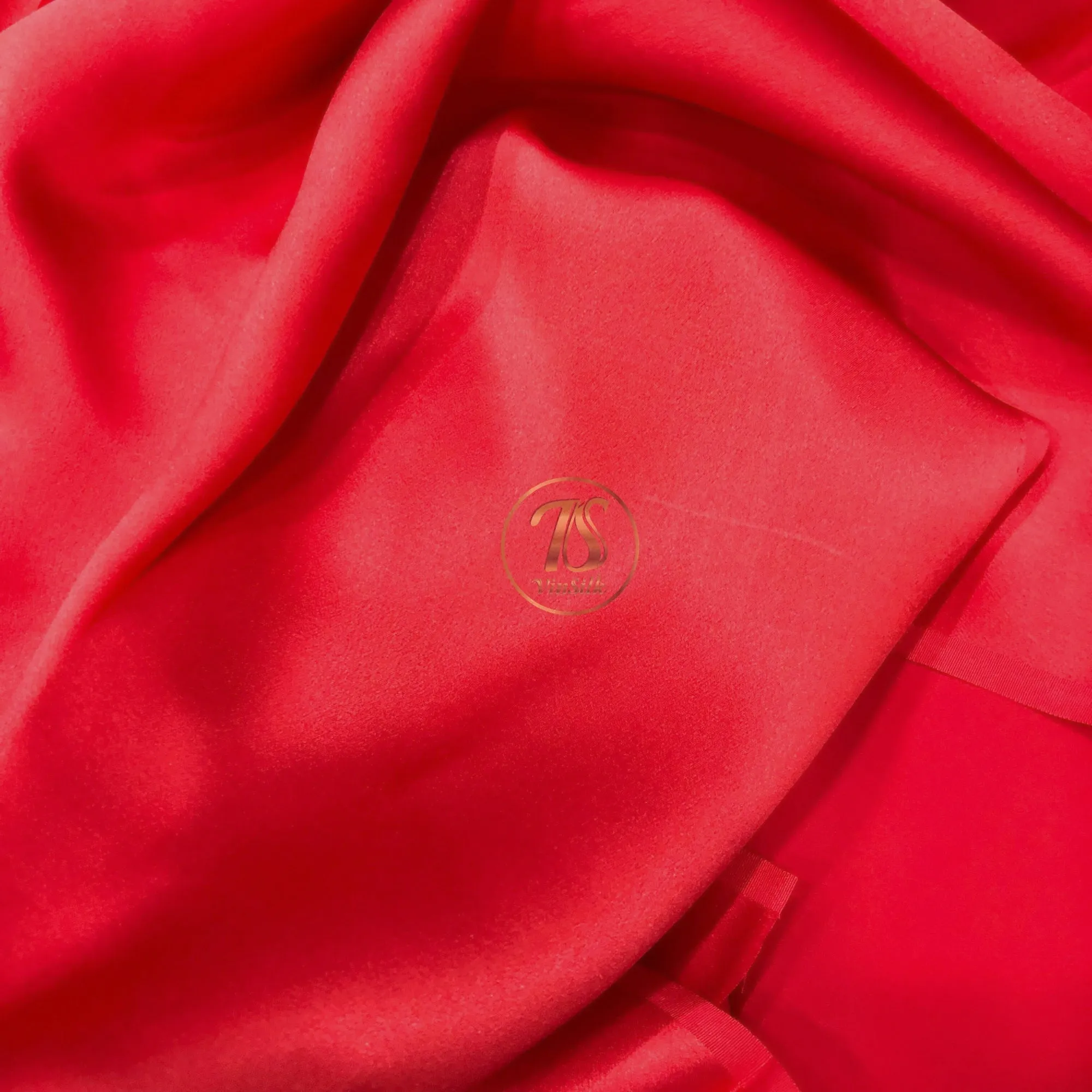 100% PURE MULBERRY SILK fabric by the yard – Satin silk fabric – 19mm - Organic fiber - Wedding dress - Gift for women - Red silk satin