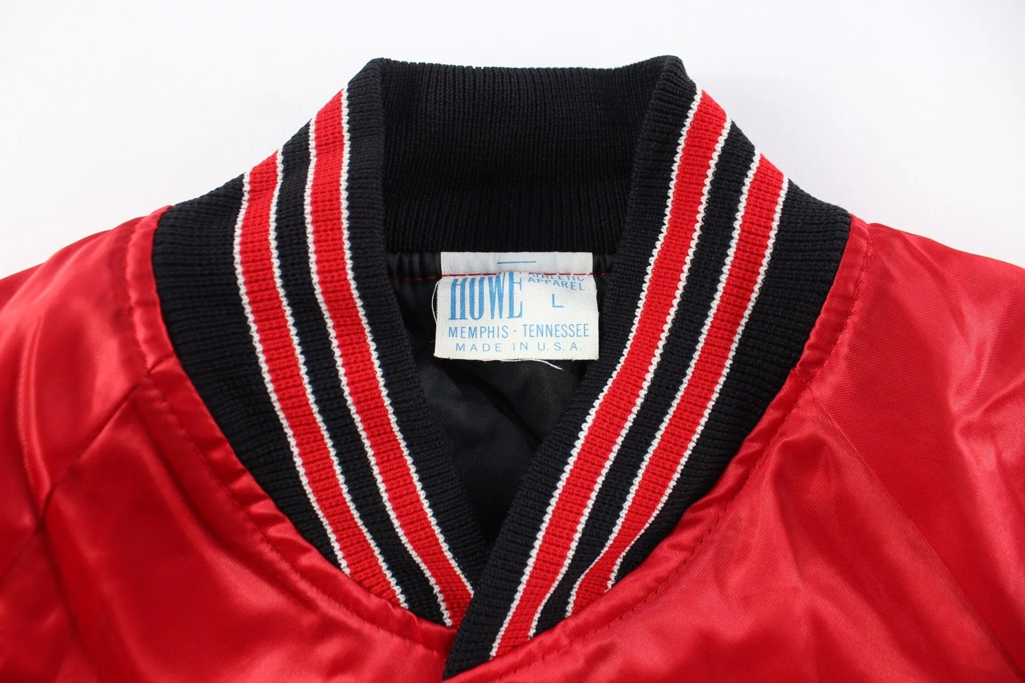 90's Primetime Embroidered Leon's Bulls Bomber Jacket