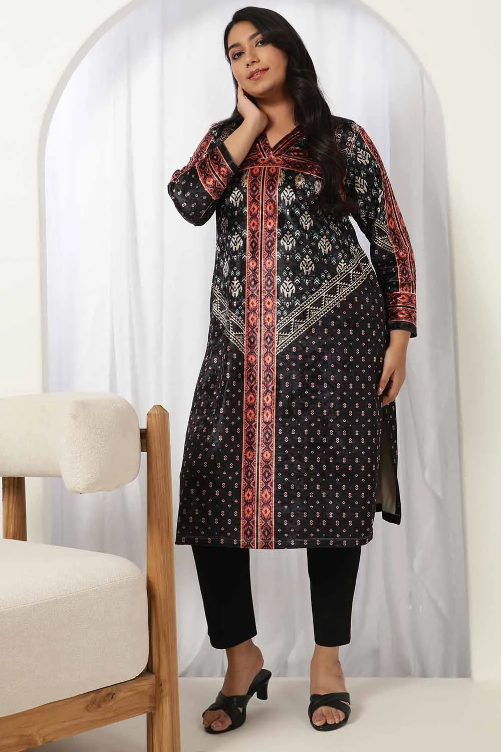 Black Luxe V Neck Velvet Kurta