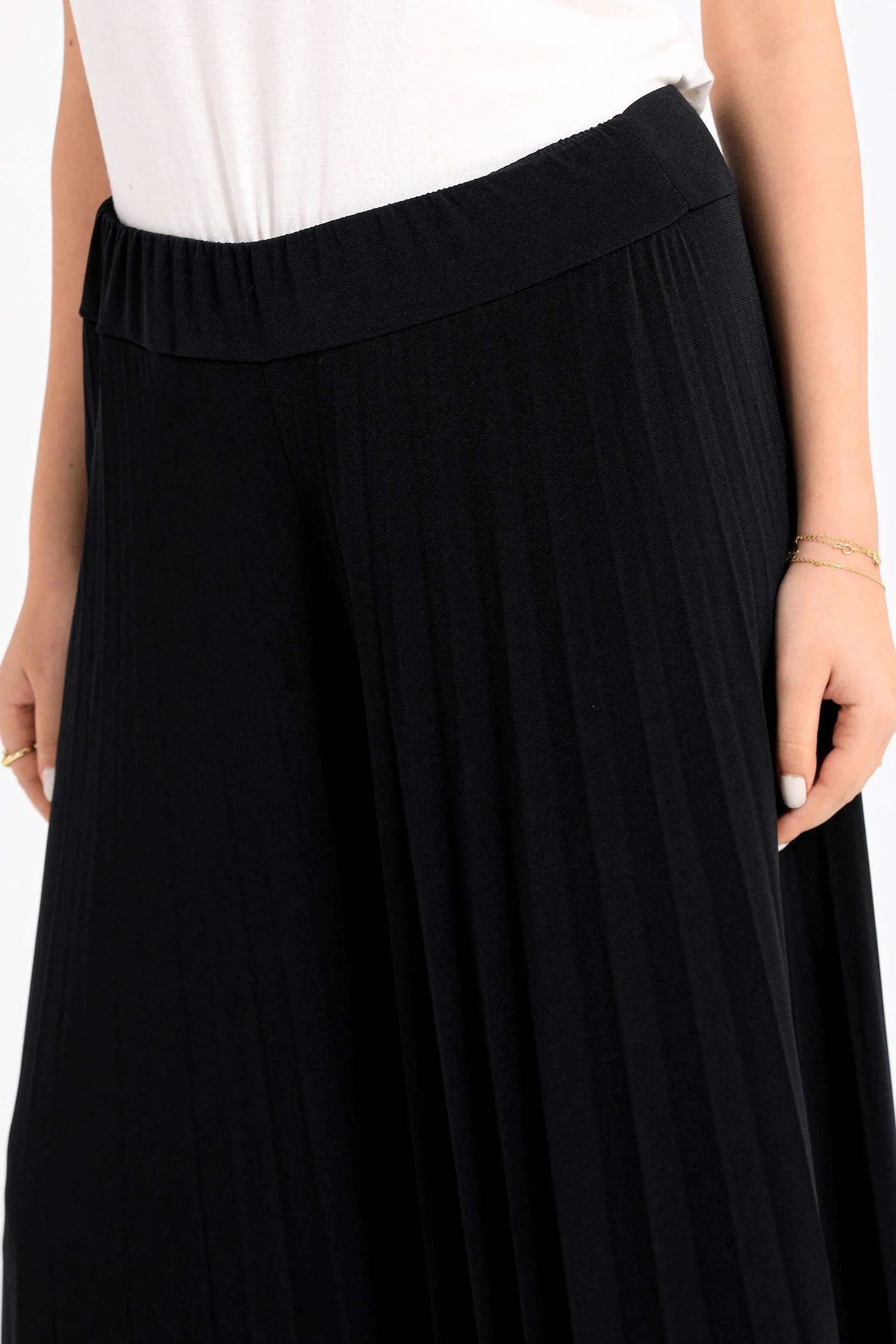 Black Pleated Wide Leg Pants