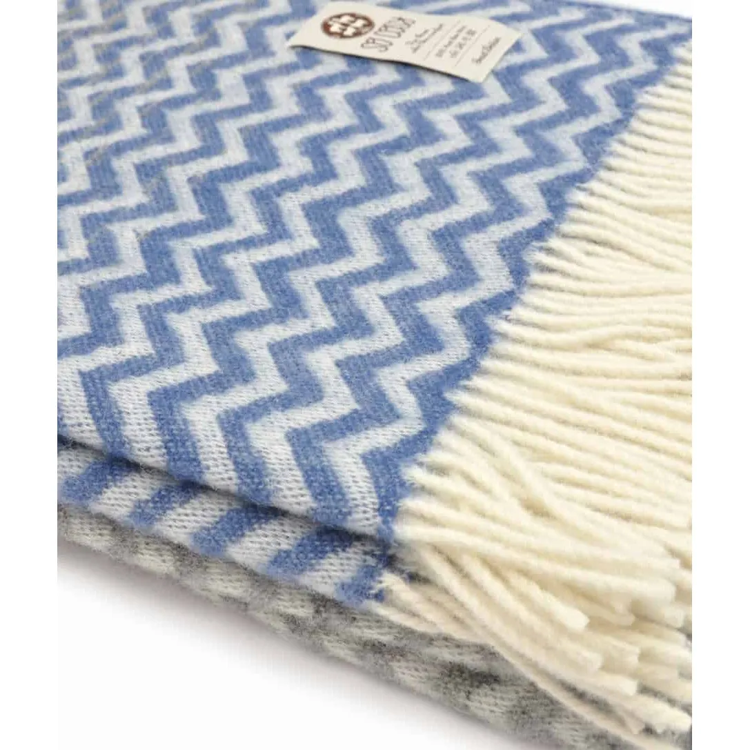 Blue and Light Grey Chevron Pattern Pure New Wool Jette Throw (190cm x 130cm)