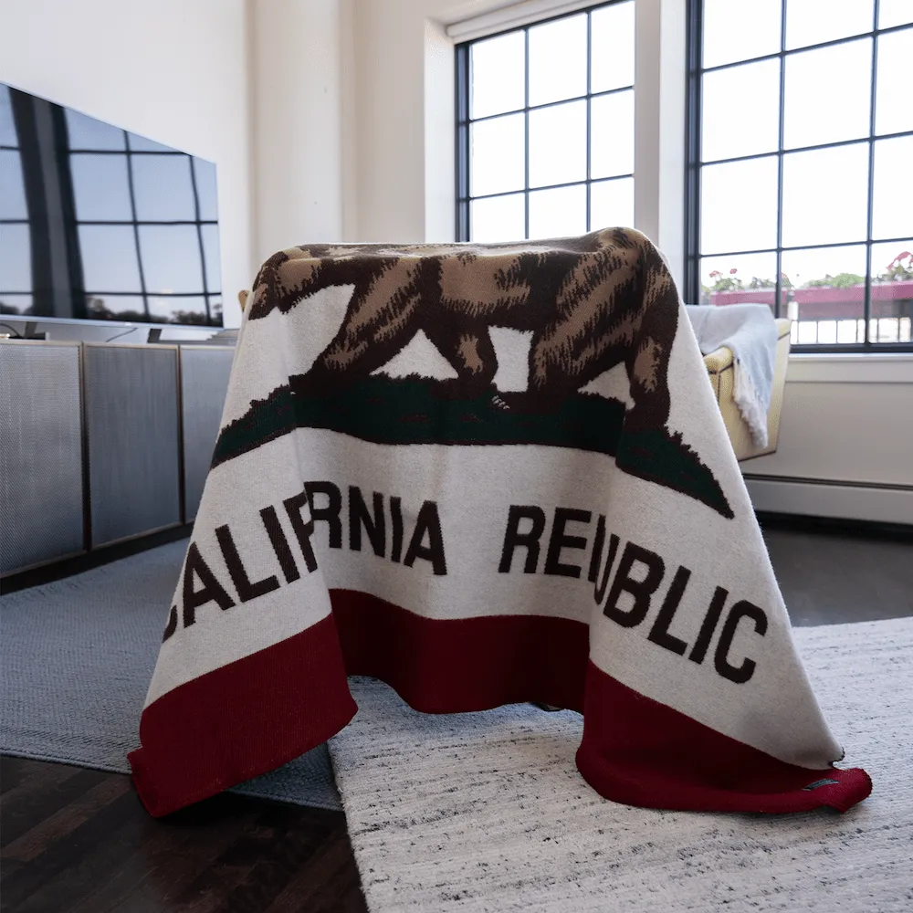 California Flag Wool Throw