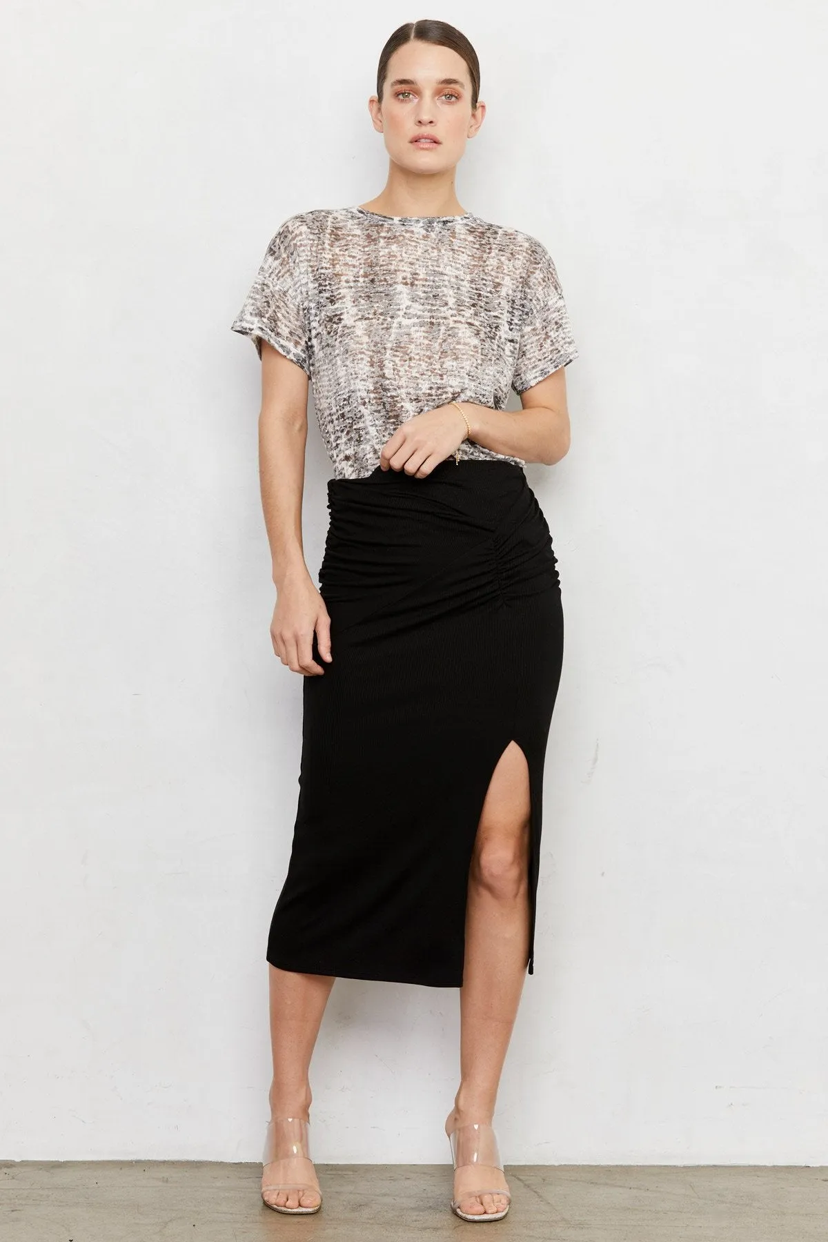 Canto Ribbed Knit Skirt w/ side front slit