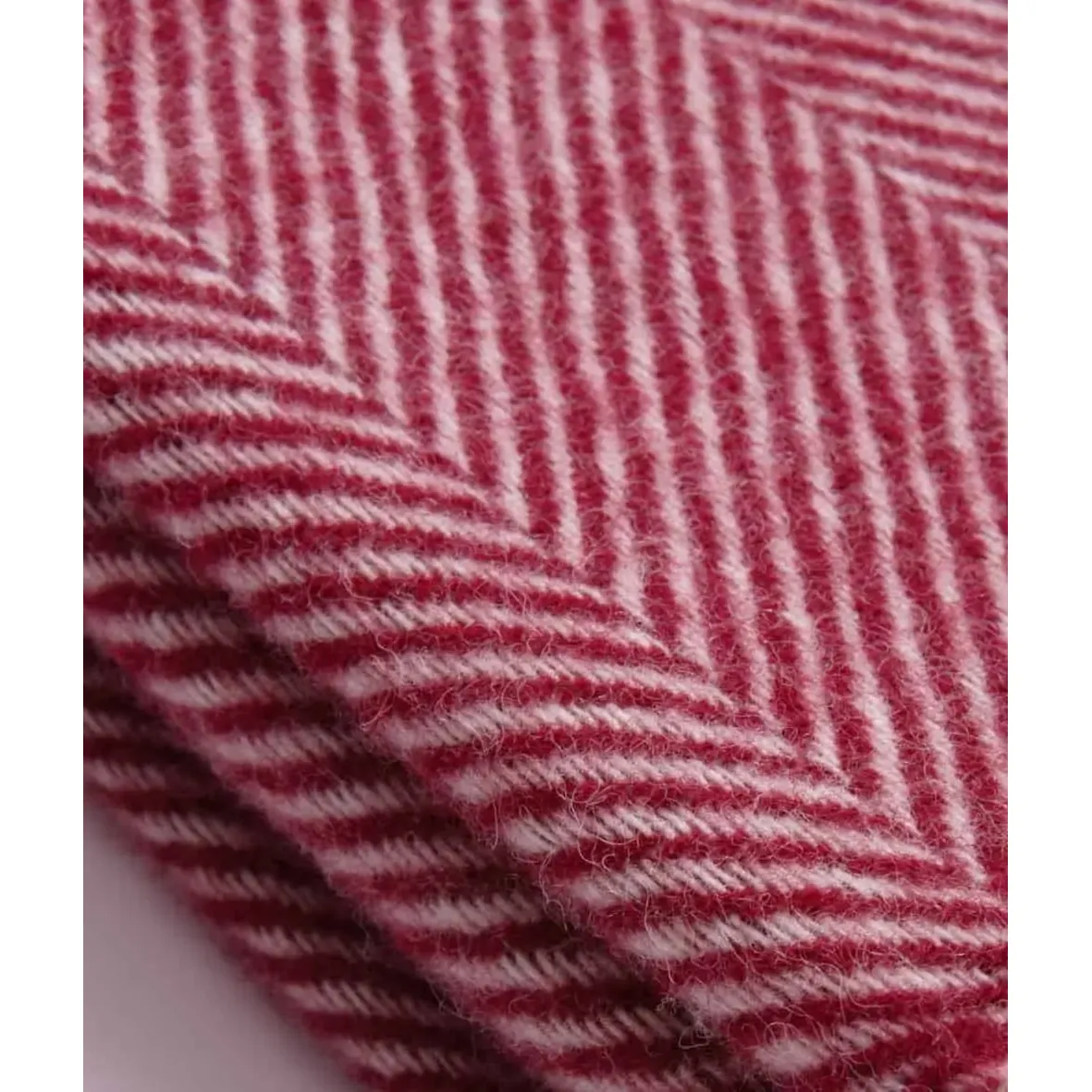 Crimson Red and White Pure New Wool Herringbone Dani Throw (190cm x 130cm)