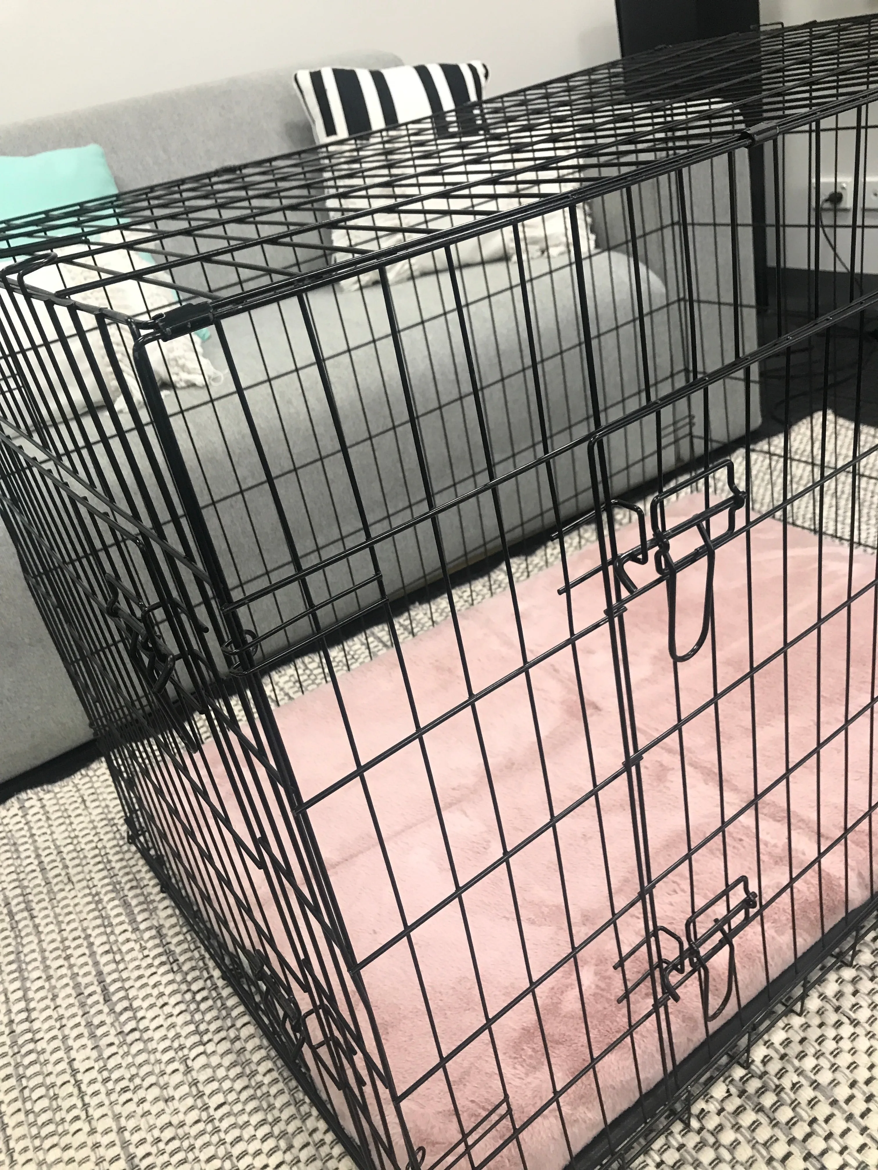 Dusty Pink Faux Fur Crate Mat