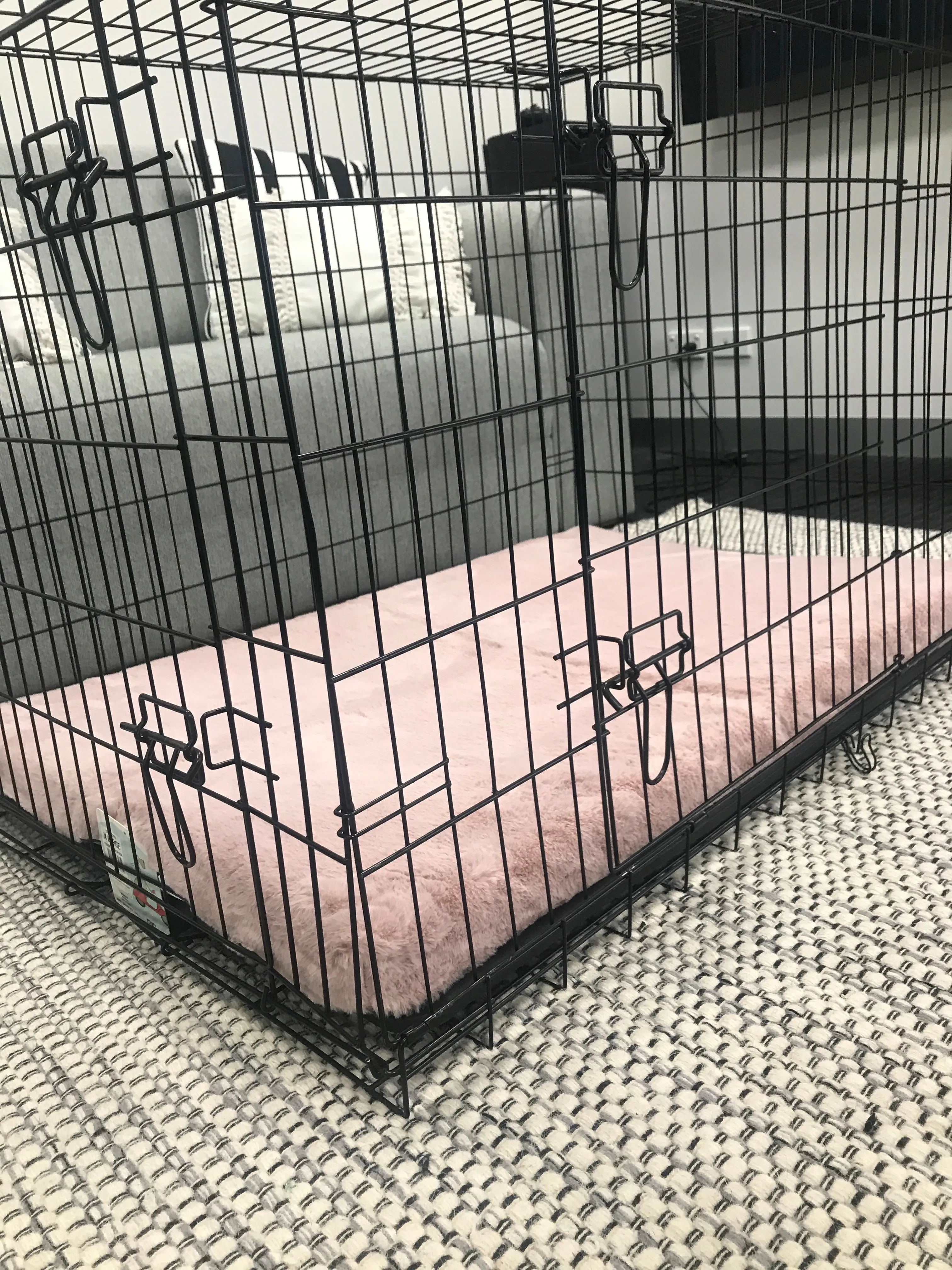 Dusty Pink Faux Fur Crate Mat