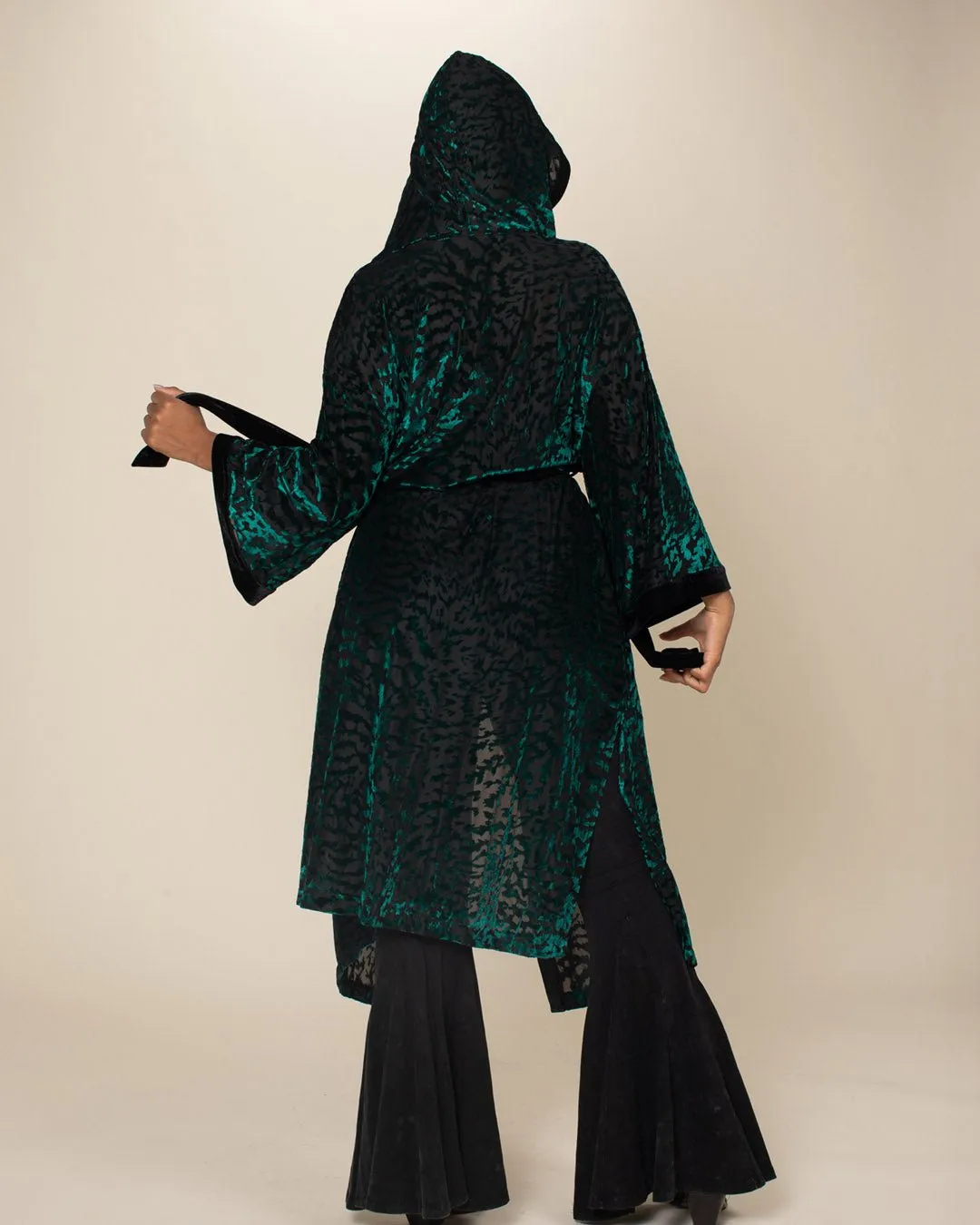 Emerald Tiger Hooded Burnout Velvet Kimono | Women's