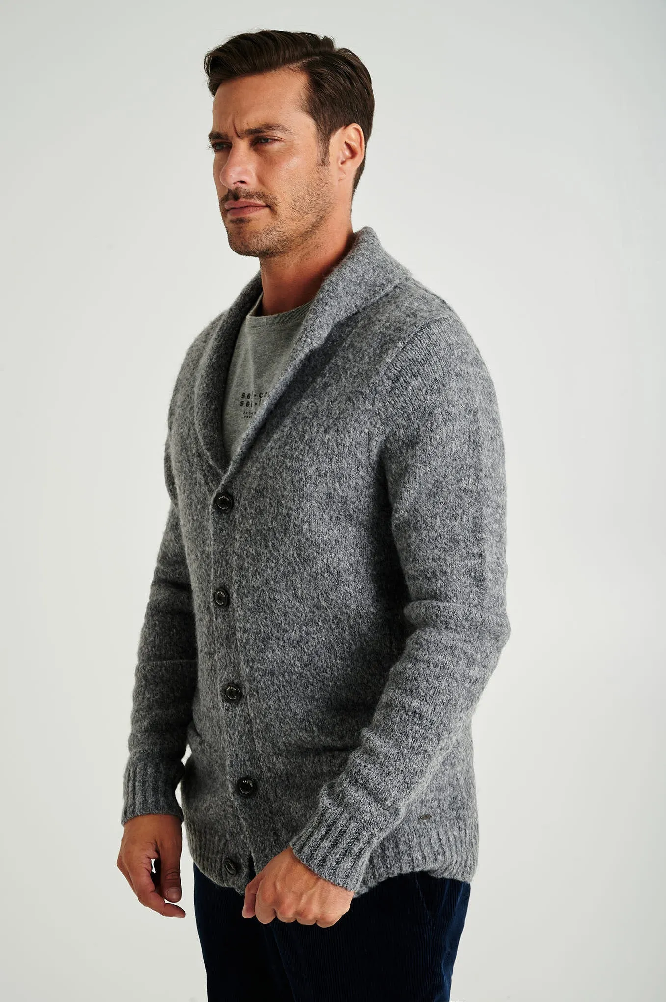 Men's shawl collar cardigan