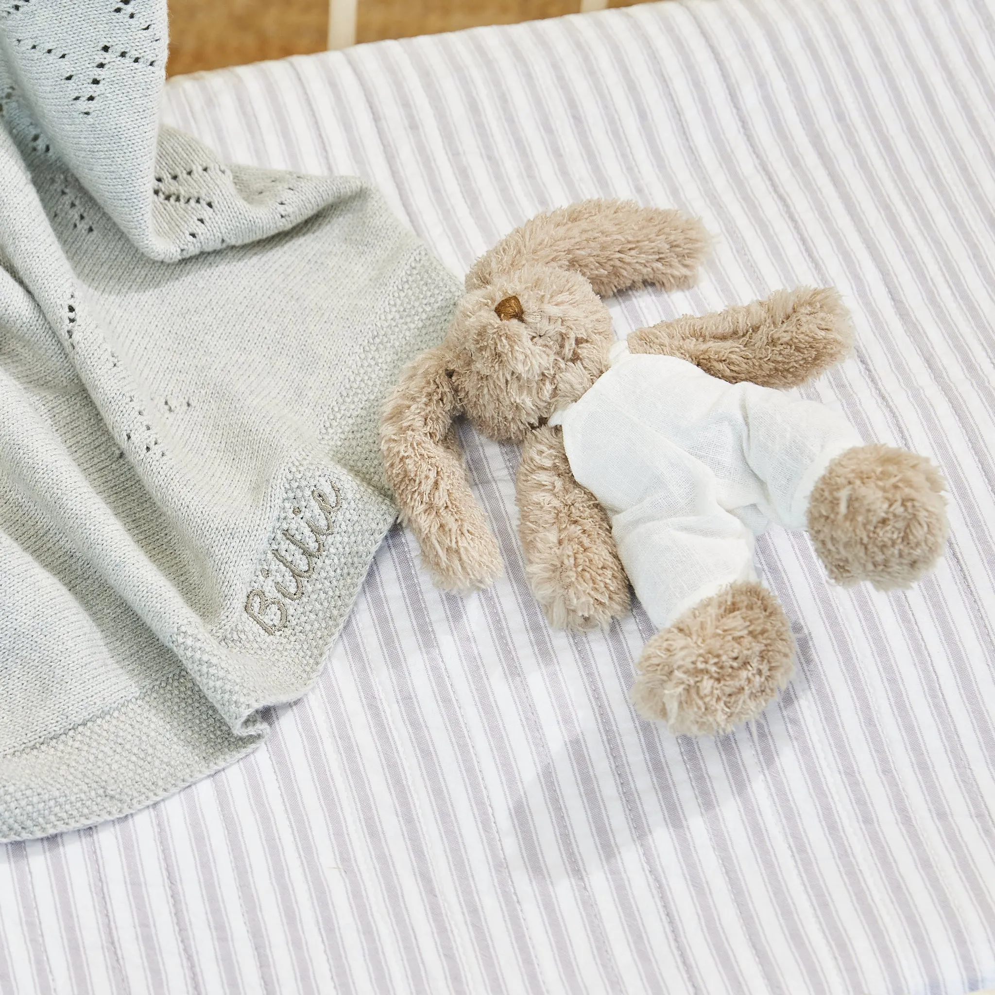 Personalised Blanket with Baby Bunny - White