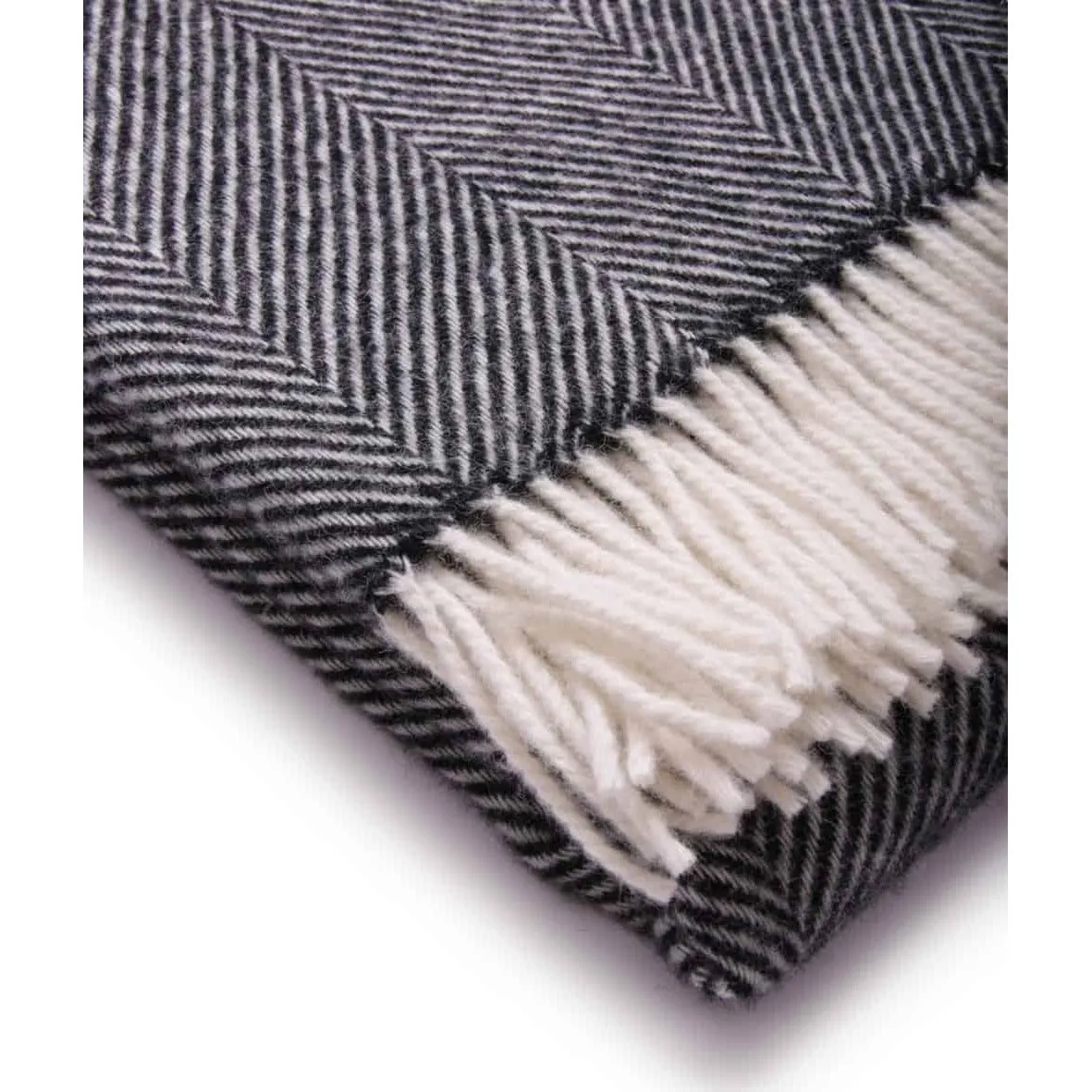 Pitch Black and White Pure New Wool Herringbone Dani Throw (190cm x 130cm)