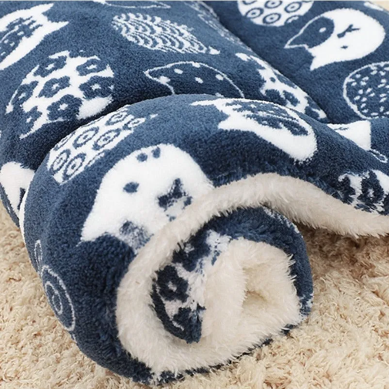 Soft Flannel Fleece Padded Pet Bed - Cozy Blanket for Dogs, Cat, Pets