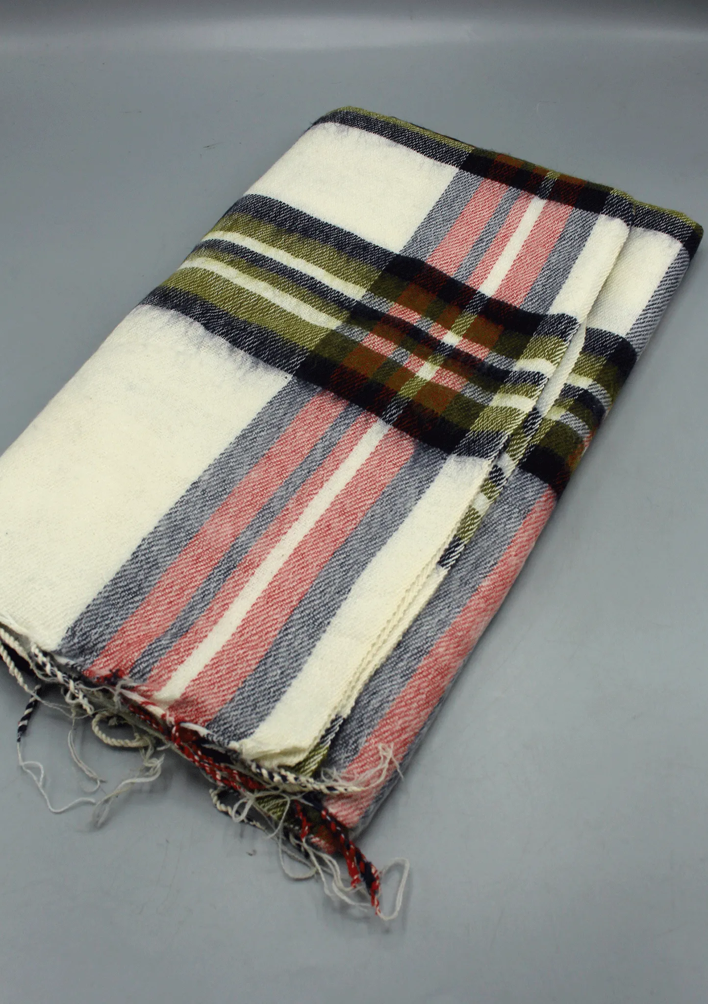 Yak Wool Check White Kathmandu Scarf